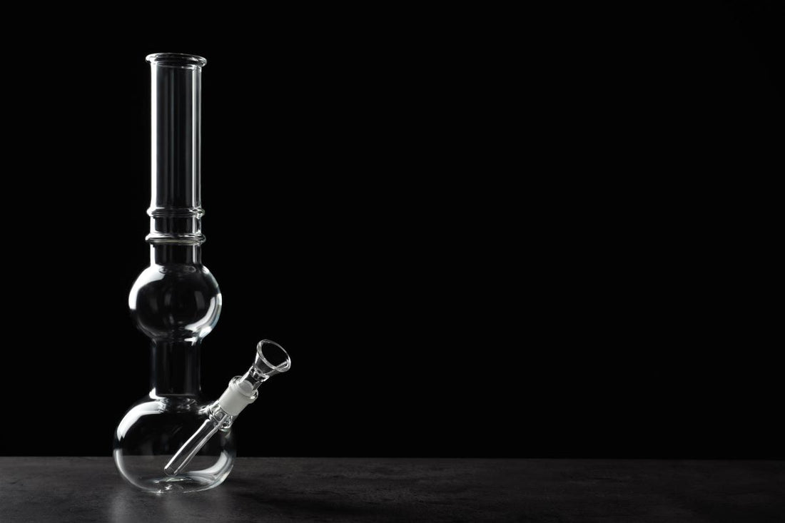 What is a Bong Definition: How does a Bong Work? - G2VAPE